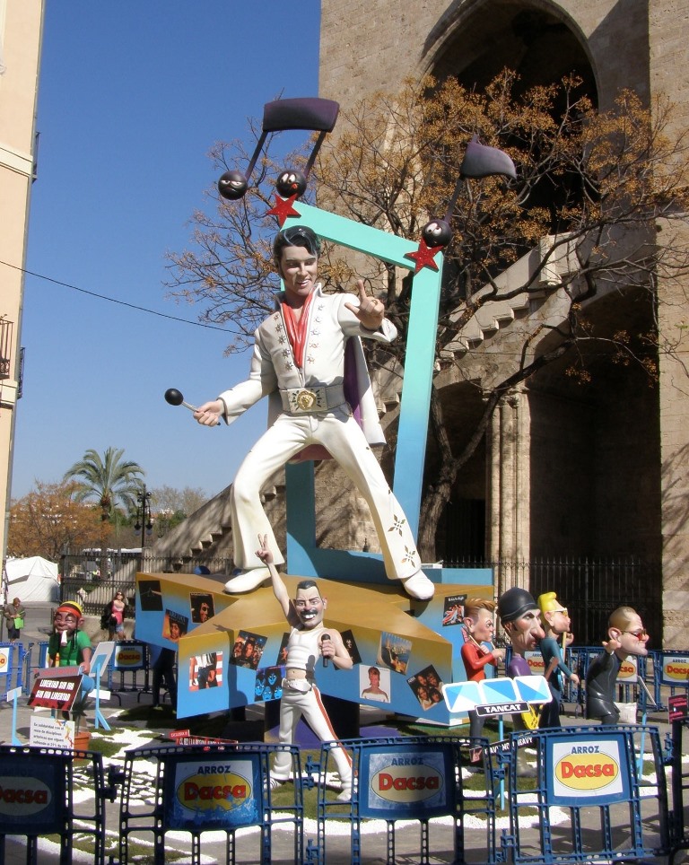 Totfalles: Serranos-Plaza de los Fueros